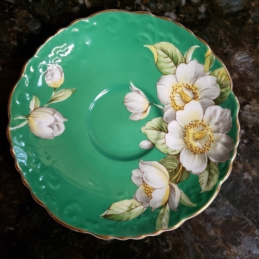 𝅺Aynsley Tea Cup Saucer Set Kelly Green White Flowers Apple Blossom England - Picture 5 of 10